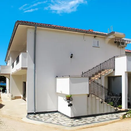 Noa By Interhome Rab Town