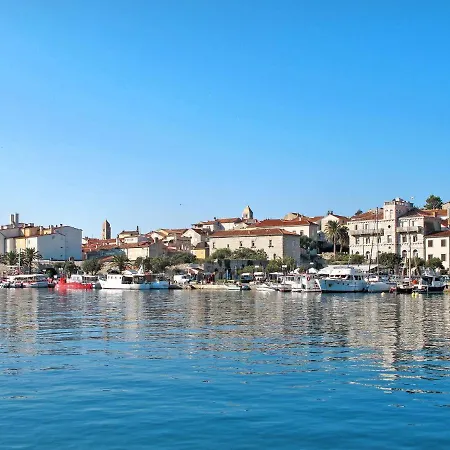 Apartamento Noa By Interhome Rab Town