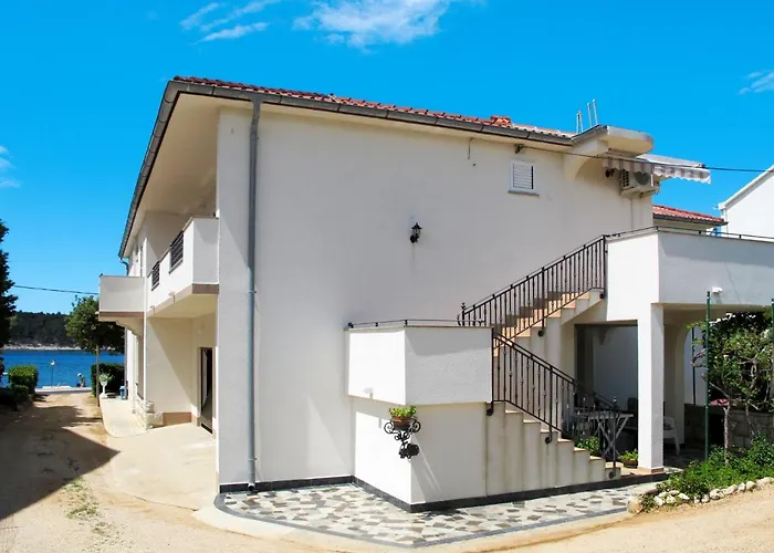 Noa By Interhome Rab Town